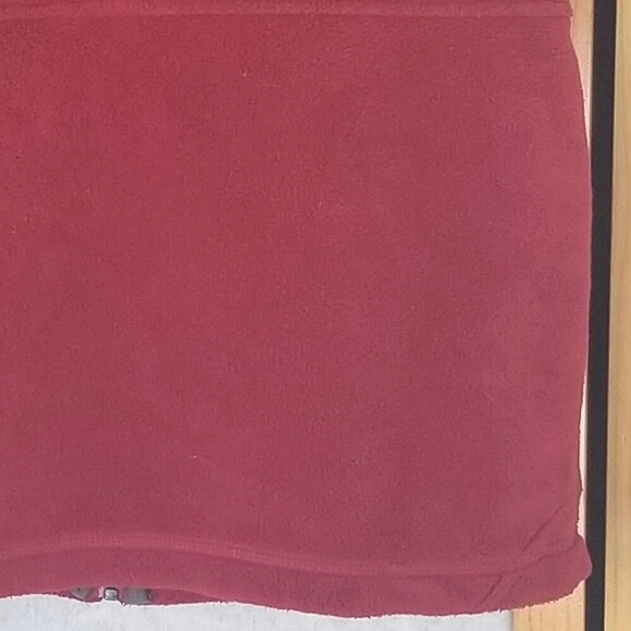 Boy's REI Outdoor Vest Large 14/16 Dark Red Crimson Zip Up Fleece - Picture 6 of 7
